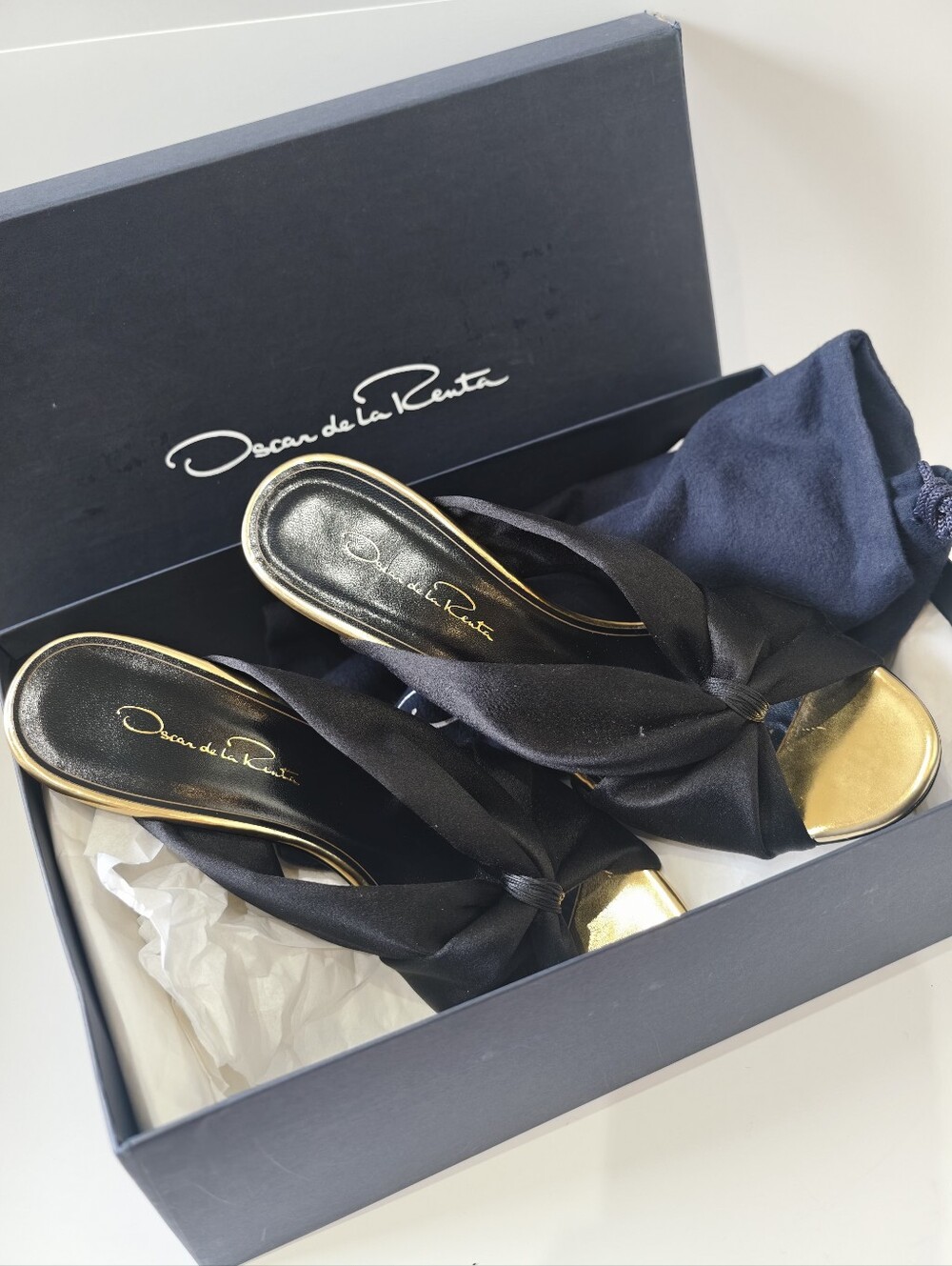OSCAR DE LA RENTA Glenn Satin Mule